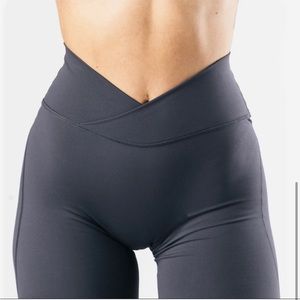 Alphalete Surface Power Leggings